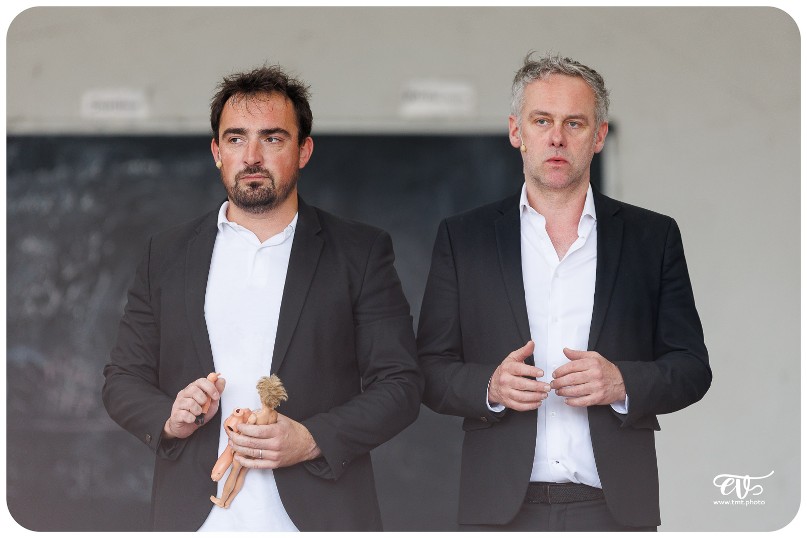 COWBOY OU INDIEN (GROUPE DEJA)